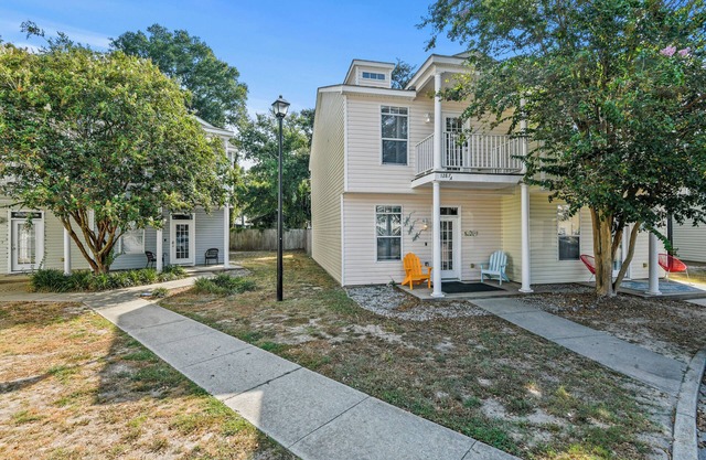 Fabulous 3 Townhouse Rental with 9-bedrooms and 9-bathrooms