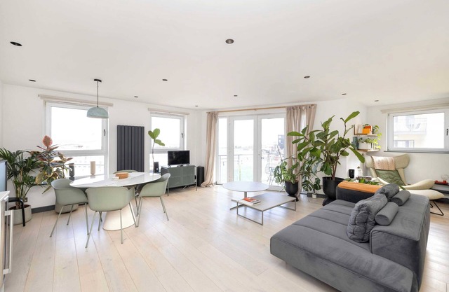 Fabulous Apartment with Bay View Terrace