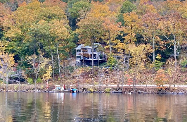 Fabulous year round waterfront retreat on Lake Waramaug