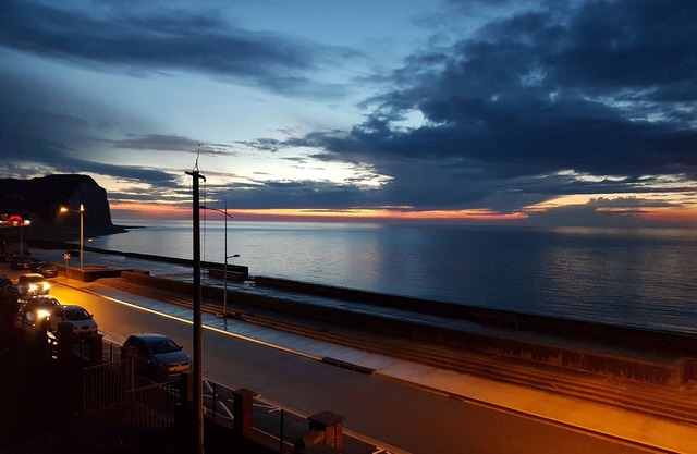 "FACING THE SEA" VEULETTES SUR MER APARTMENT