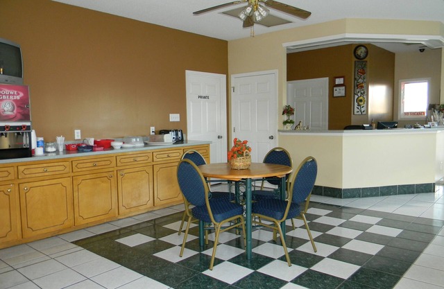 Fairfax Motel