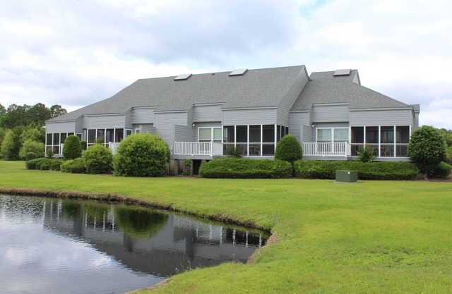 Fairfield Harbour resort with WI-FI and Recreation Center membership included