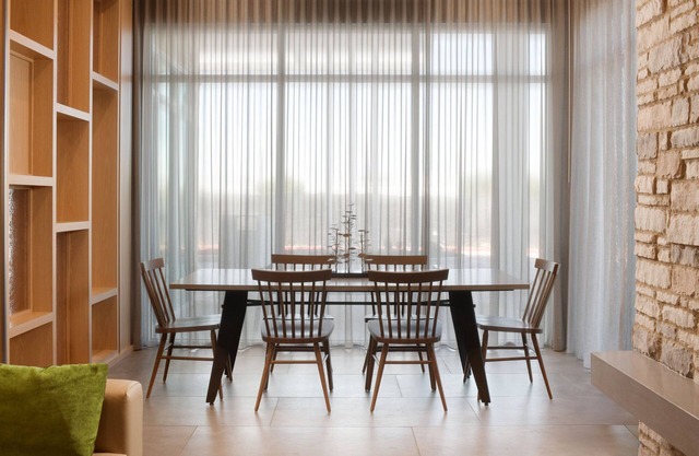 Fairfield Inn and Suites Dallas East