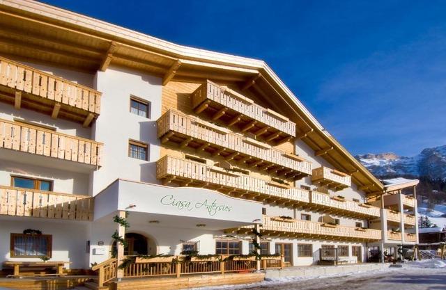 Family and Wellness Residence Ciasa Antersies