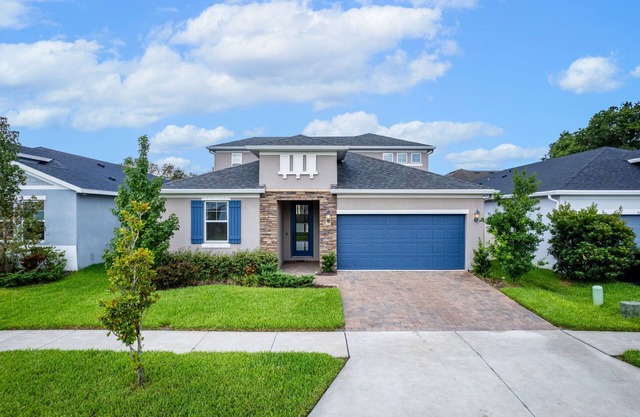 Family-Friendly 5BR Home with Pool, Movie Room, and Modern Amenities in Riverview