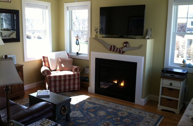 Family Friendly Cape Cottage on PLYMOUTH Beach