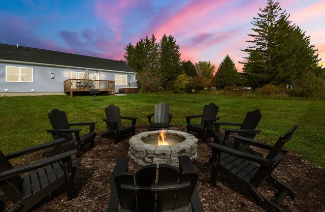 Family Friendly Getaway | Hot Tub, Fire Pit, Games