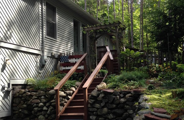 Family friendly lakehouse getaway just steps away from the lake.