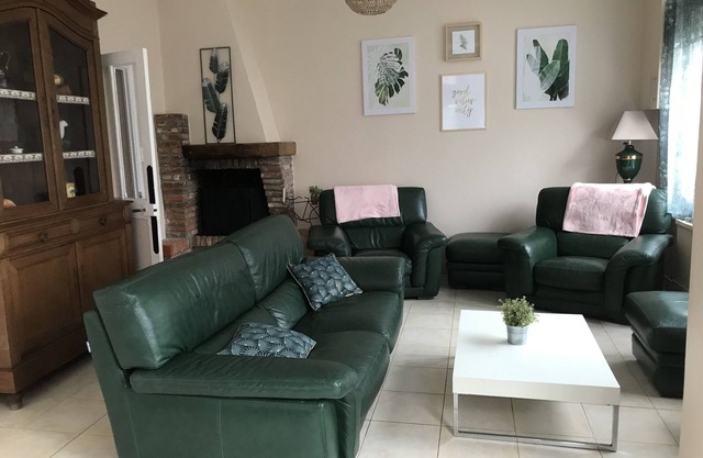 Family house - 6 people - 100 meters from the sea