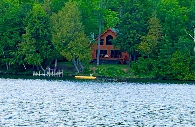 Family Lake House in Island Falls