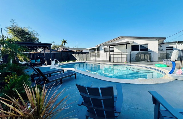 Family Oasis II Private Pool House II Hard Rock Hollywood