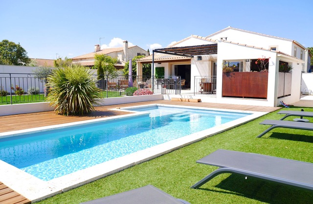 FAMILY VILLA "FULL OF CHARM