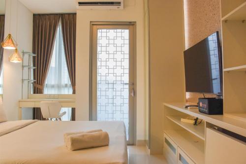 Fancy and NIce Studio at Ciputra World 2 Apartment By Travelio