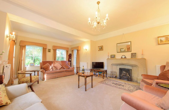 Fantastic 17th century farmhouse in stunning Dorsett