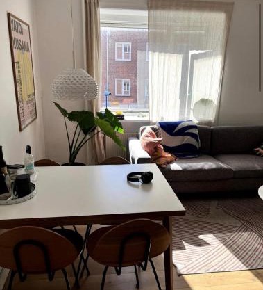 Fantastic Apt In Vibrant Nordvest