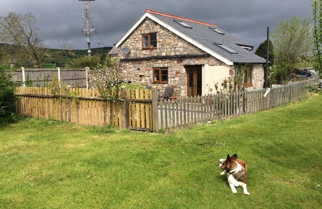Fantastic Cottage in a Peaceful Rural Location