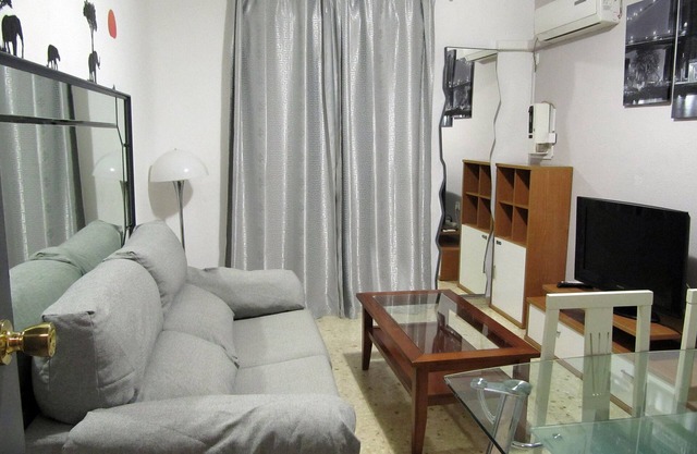 FANTASTIC FLAT FOR 7 PEOPLE IN CORDOBA