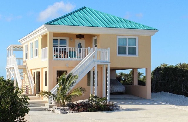 Far Away Villa Where Turquoise Ocean Meets a Billion Stars