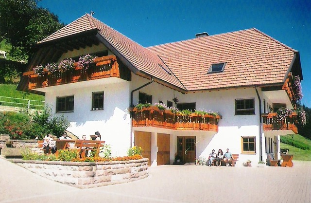 Farmhouse Escape in Hofstetten
