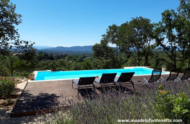 Farmhouse for 6 people with heated swimming pool, jacuzzi, sauna south of France