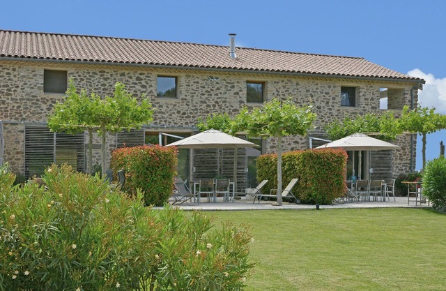 Farmhouse in Languedoc with Pool & Vineyard Views