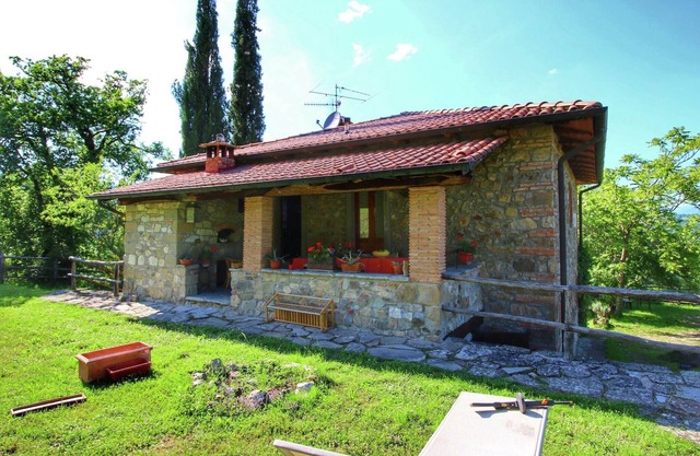 Farmhouse in Tuscany with Pool and Views