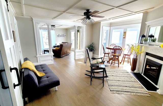 Farmhouse Oasis | Washer/Dryer | Fireplace