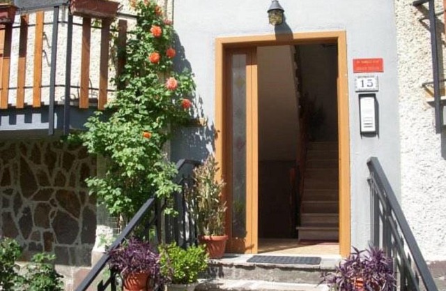 Favelle House