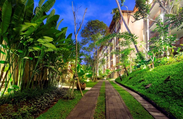 Feel Serenity in the Jungle, luxury accommodation in Ubud Riverside