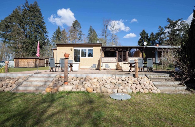 Ferienhaus Neuland 4 – Entspannung in Seenähe