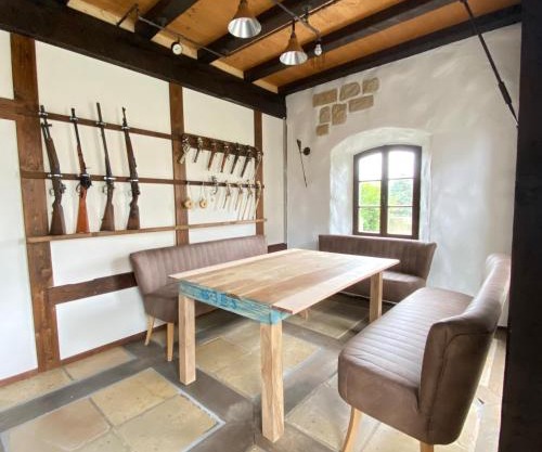 Ferienhaus WAFFENKAMMER für 7 Erw im Rittergut Leppersdorf bei Radeberg