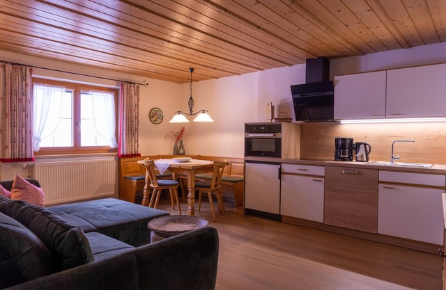 Ferienwohnung 4 - Gästehaus Schmid