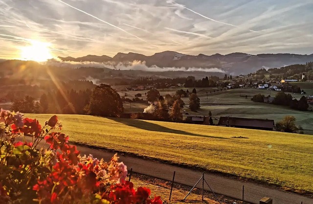 Ferienwohnung Alpenblick Dorner- Gemütlich und Heimelig mit Malerischem Ausblick