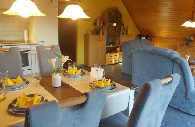 Ferienwohnung Dorette in Stakendorf mit Blick über den Dorfteich