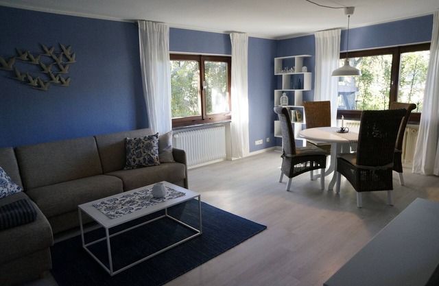 Ferienwohnung mit 56 qm, 1 Schlafzimmer, 1 Wohnzimmer mit Schlafcouch