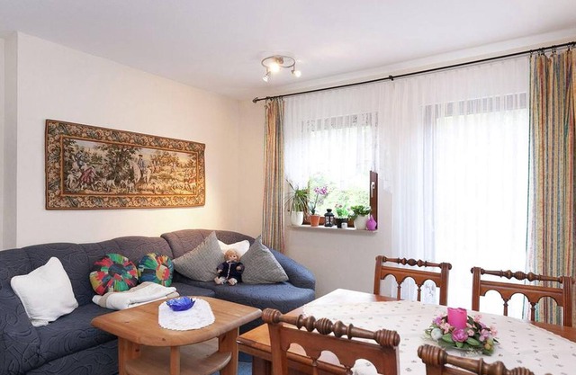Ferienwohnung Waldblick mit 65qm, 1 Schlafzimmer, für maximal 3 Personen
