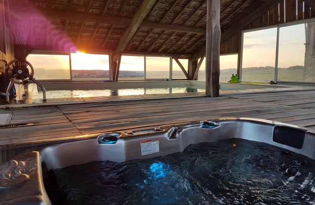 Ferme d'Antan Gers 2 party rooms 30+ heated pool spa .private lake fishing.