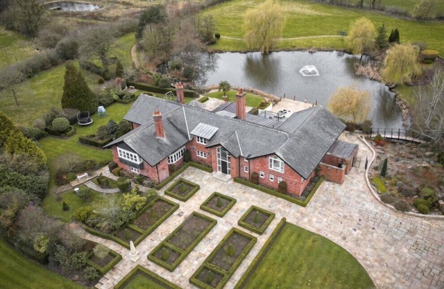 Fernside Stunning Home in Cheshire