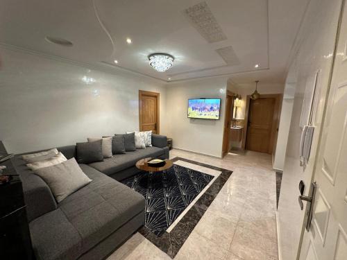 Fez Spacious Stay with Moroccan Artisanal Charm