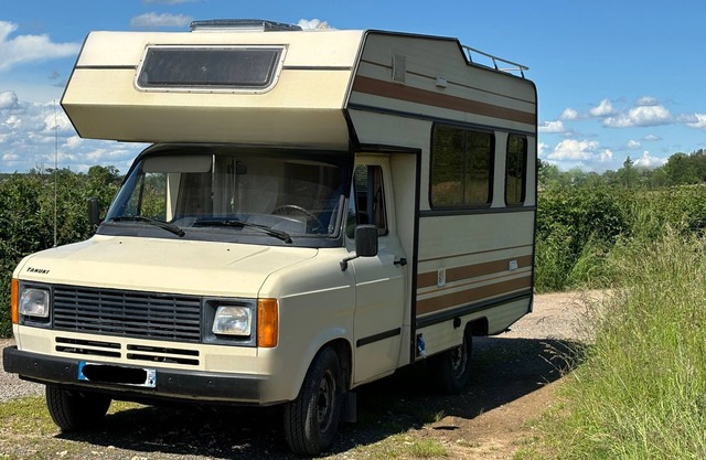 Ficelle, Nuitée en Camping-car Vintage
