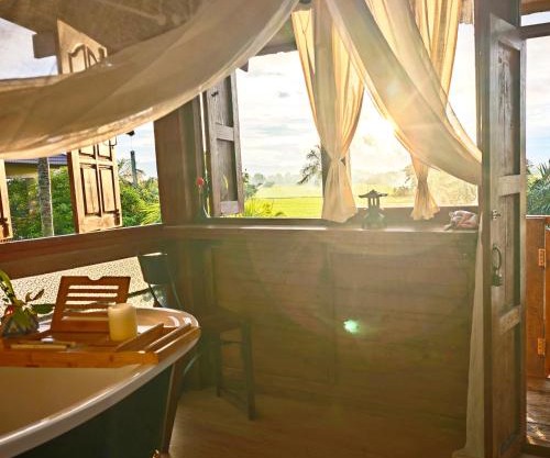 Fieldlight pool Villa