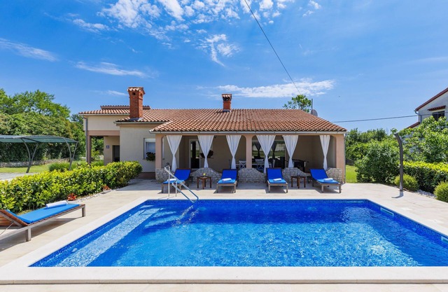 Filipana by Interhome