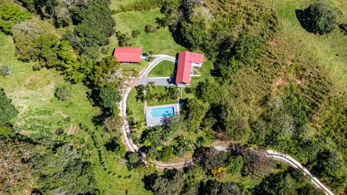 Finca Mango - 40 acre paradise