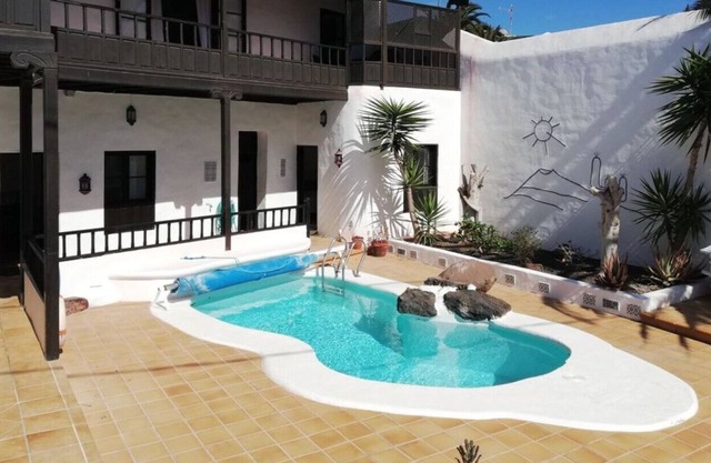 Finca with private electrically heated pool...sleeps six in Guime.Lanzarote.