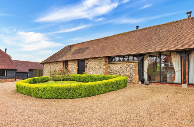 Finest Retreats | Flint Barn