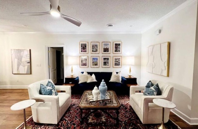 Fins Up Inn Oxford by Pettigrew Adventures