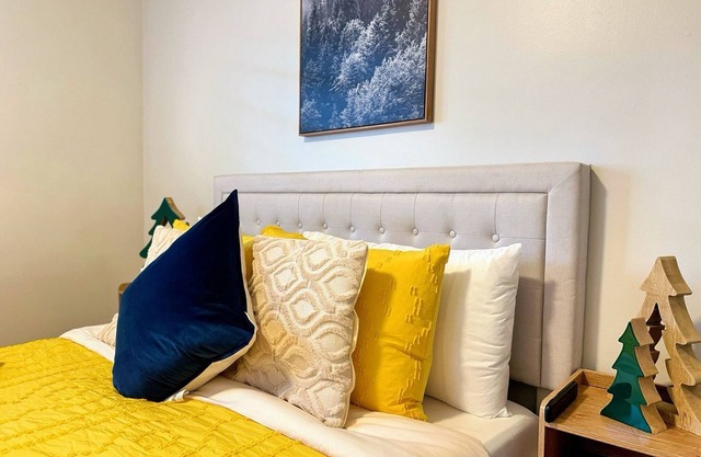 [Fire/Flood Support] 3-bedroom Modern Luxury House in Central Pasadena