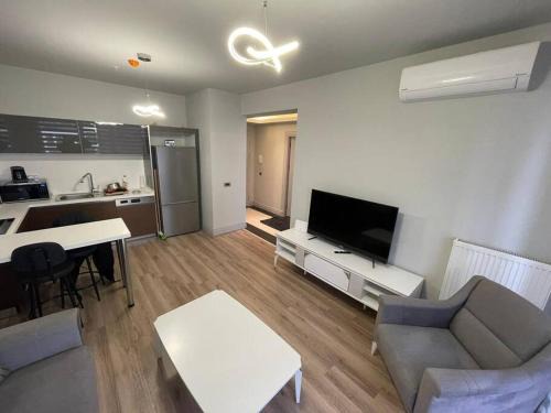 First Avenue, Cozy & Comfortable apartment