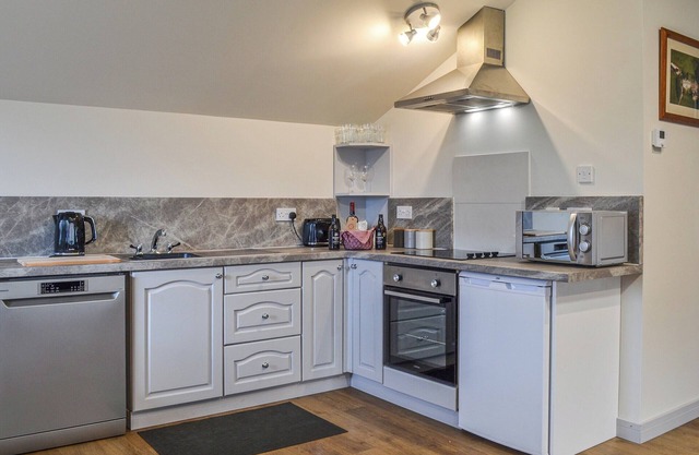 First floor barn conversion close to Zip World and Bike Park Wales.