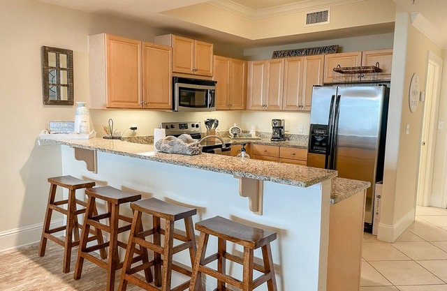 First Floor Holiday Isle Unit - Gulf Front - Family Friendly - Wonderful View